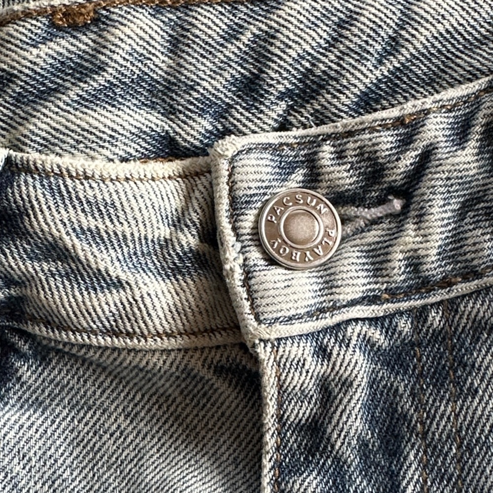Playboy by PacSun Pink Bunny Logo Booty Rip 90s Light Wash Jeans 26 High Rise - Picture 9 of 9